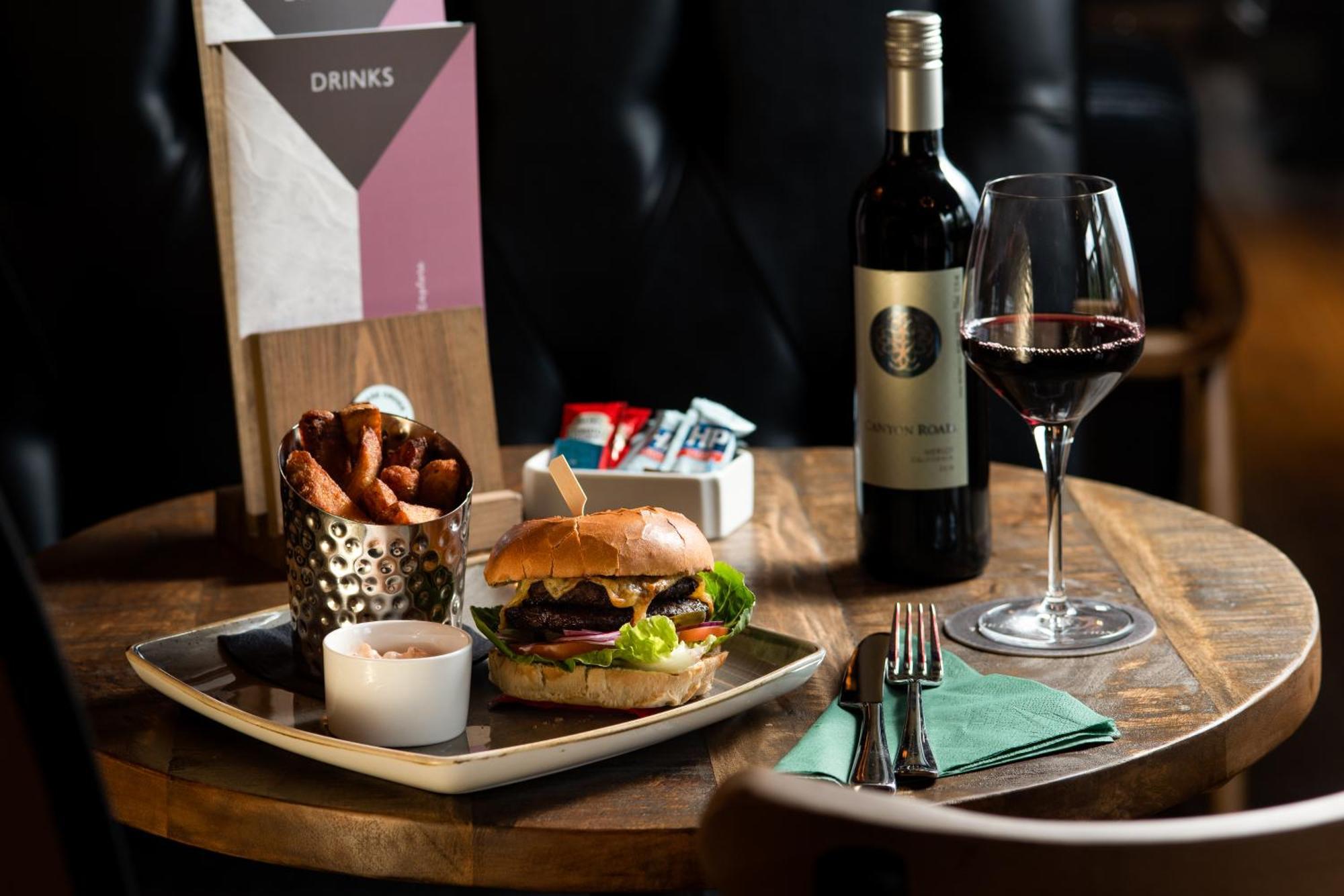 The Ullswater Inn- The Inn Collection Group 格伦里丁 外观 照片